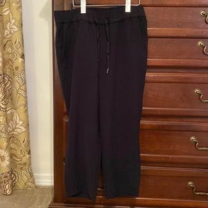 Lululemon On The Fly black pants